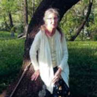 Lucas, Dena Hill